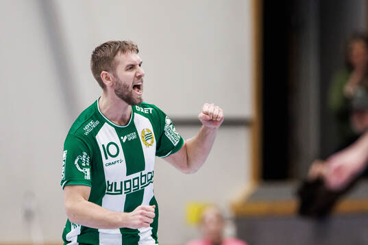 Hammarbys Oliver Wigmark jublar