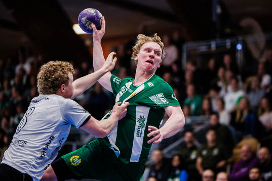 Önnereds Joel Pedersén Lindberg och Hammarbys Gustav