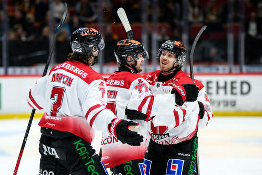 Örebros Teemu Turunen jublar