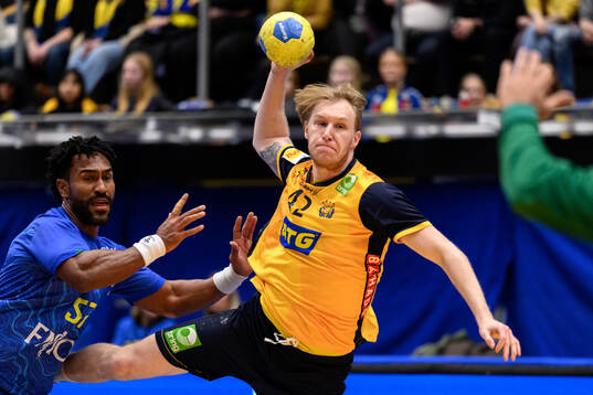 Bläddra bland fler bilder av Handball, International friendly, Sweden - Brazil