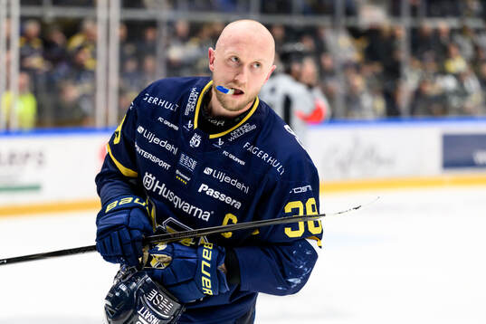 HV71s Olle Alsing