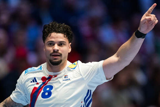 Bläddra bland fler bilder av 2026 European Handball Championship, day 3, Ukraine - France