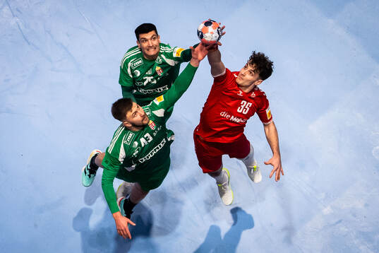 Bläddra bland fler bilder av 2026 European Handball Championship, Day 9, Switzerland - Hungary 