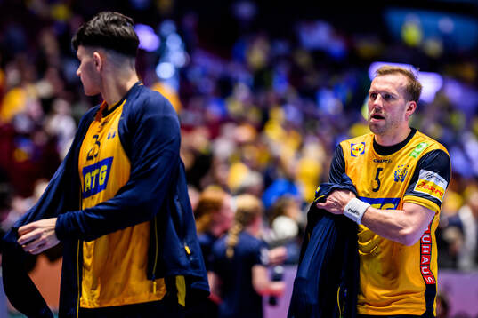 Max Darj of Sweden looks dejected