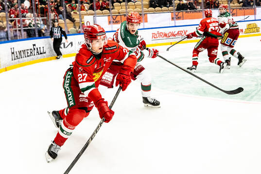 Moras Hampus Larsson och Modos Viktor Persson