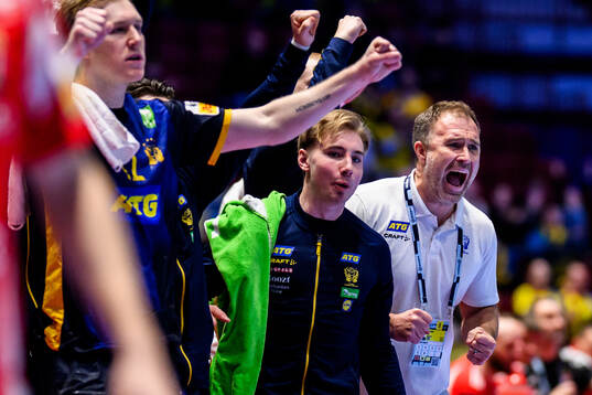 Head coach Michael Apelgren of Sweden celebrates
