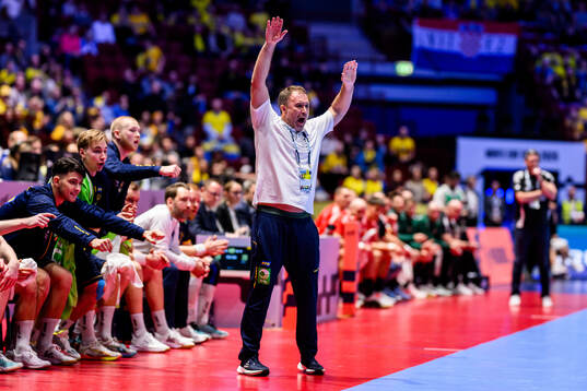 Head coach Michael Apelgren of Sweden
