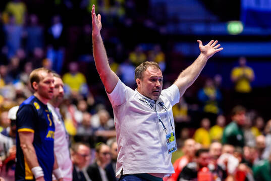 Head coach Michael Apelgren of Sweden