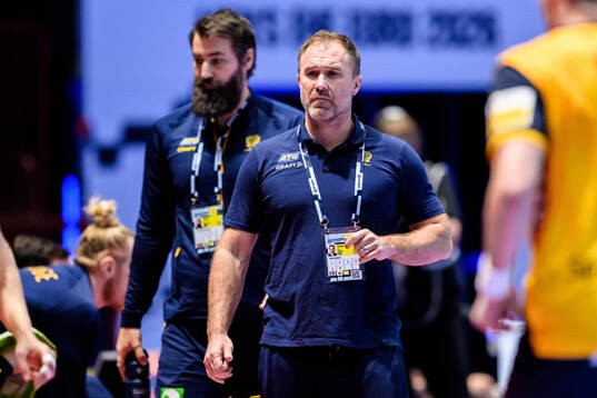 Head coach Michael Apelgren of Sweden