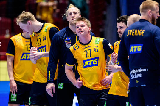 Axel Månsson of Sweden  looks dejected
