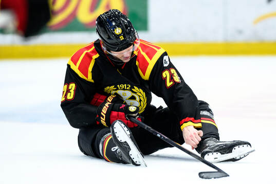 Brynäs Oskar Lindblom har ont