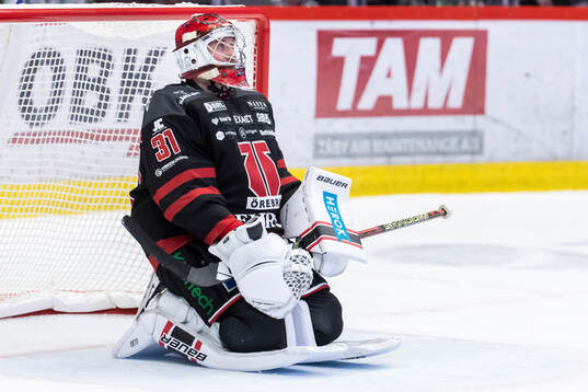 Örebros målvakt Jonas Arntzen deppar