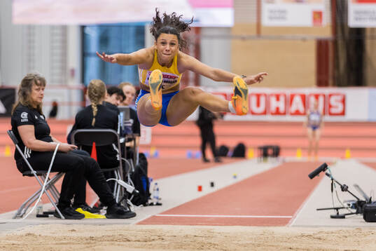 Ayla Hallberg Hossain of Sweden
