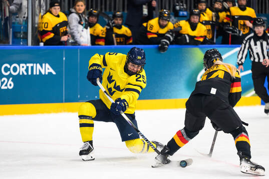 Lina Ljungblom of Sweden in the women's ice hockey game