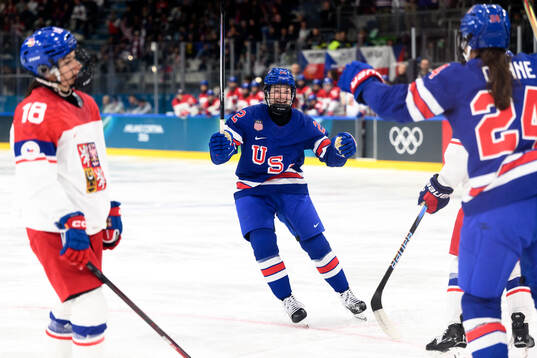 Tessa Janecke of USA celebrates