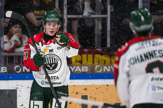Frölundas Ivar Stenberg jublar