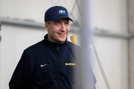 Head coach Sam Hallam of Sweden at an ice hockey practice