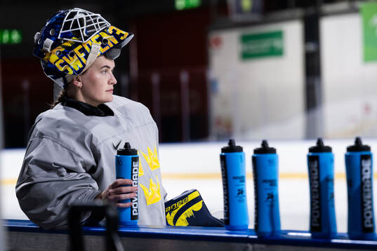 Goaltender Emma Söderberg of Sweden at a ice hockey