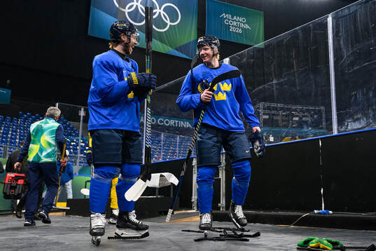 Elias Lindholm and Rasmus Dahlin of Sweden