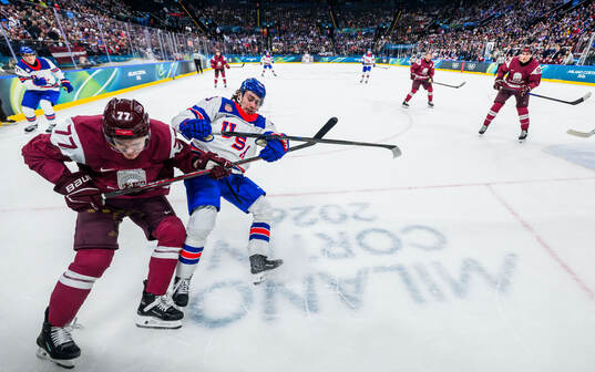 Bläddra bland fler bilder av 2026 Winter Olympics, Day 6, Men's Ice Hockey, Latvia - USA