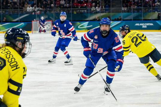 Joy Dunne of USA in the women's ice hockey semifinal