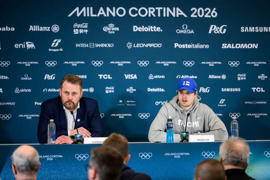 Head coach Antti Pennanen and Sebastian Aho