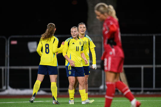 Sveriges Fanny Peterson jublar