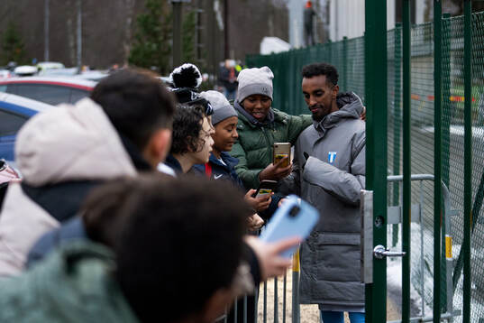 Malmö FFs Taha Ali med supportar