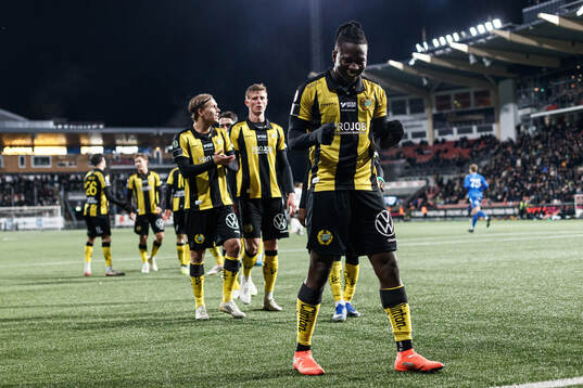 Hammarbys Moise Elohim Victoire Kabore jublar