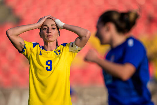 Kosovare Asllani of Sweden looks dejected