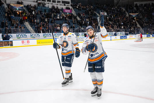 Växjös Zachary Giuttari och Felix Robert deppar