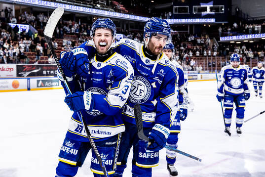 Leksands Fred Nilsson och Nolan Stevens jublar