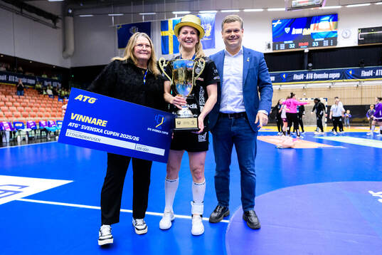 Bodens Sara Nordström med pokal