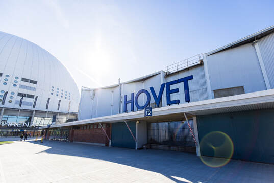 Vy över Hovets Isstadion