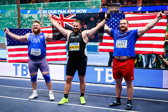 Roger Steen of USA, Tom Walsh of New Zealand and Jordan