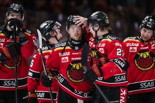 Luleås Mathias Bromé jublar