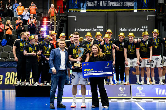 Handbollsförbundets ordförande Fredrik Rapp med IFK