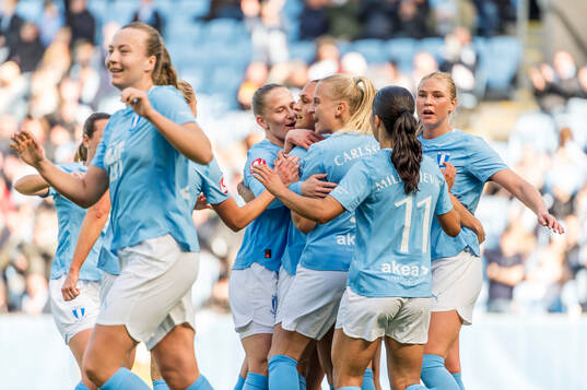 Malmö FFs Isabella D'Aquila jublar