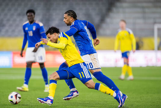 Momodou Sonko of Sweden and Cher Ndour of Italy