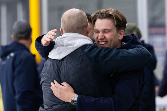 Växjös tränare Victor Engfors jublar