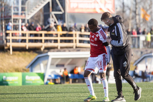 Sandvikens IFs Yabets Yaliso Yaya lämnar plan