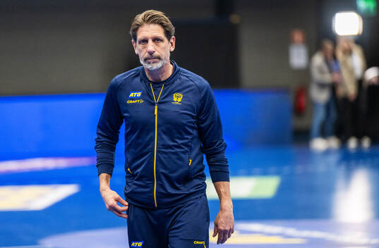 Head coach Tomas Axnér of Sweden