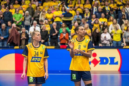 Nathalie Hagman and Jamina Roberts of Sweden