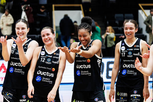 Luleås Fanny Wadling, Sandra Hedlund, Jewel Spear och