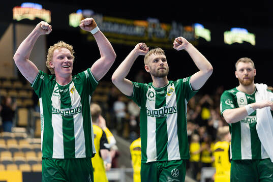 Hammarbys Gustav Davidsson och Oliver Wigmark jublar