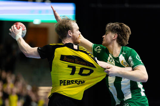 Sävehofs Magnus Persson och Hammarbys Ludvig Lindeberg