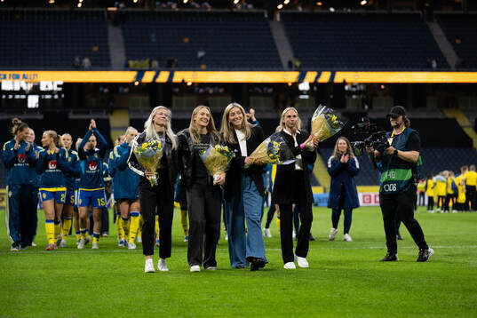 Former players of Sweden Hanna Glas, Magdalena Eriksson,