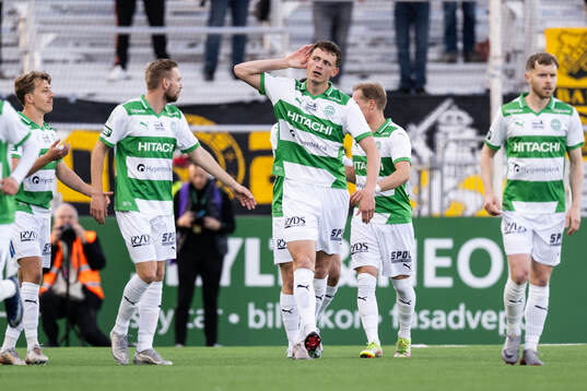 Bläddra bland fler bilder av Fotboll, Allsvenskan, Västerås - Häcken