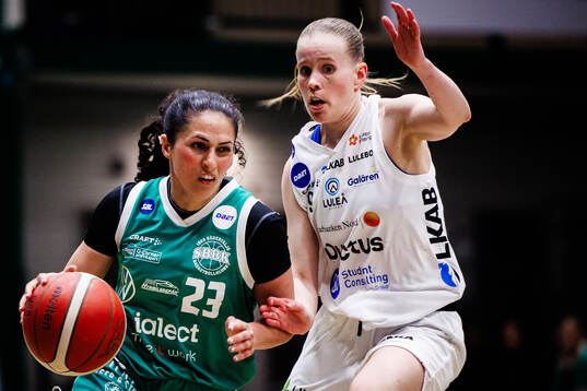 Södertäljes Patricia Elias och Luleås Sofia Kobylak