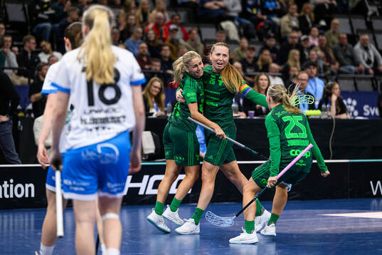 Thorengruppens Emelie Wibron jublar